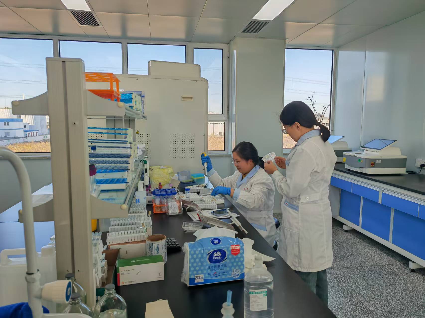 濱海新區(qū)生物技術(shù)開發(fā)企業(yè)喜獲國際展雙金獎，保護(hù)中心高效預(yù)審全程保駕護(hù)航